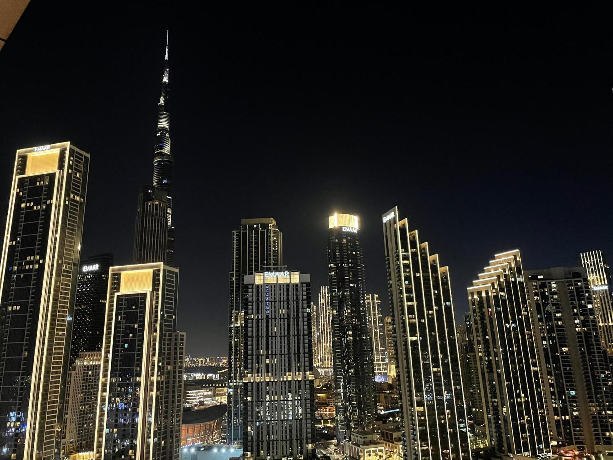 Burj Khalifa Views 2Br With Infinity Pool Downtown Apartman Dubaj Kültér fotó